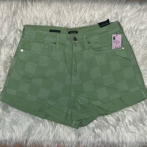 NWT Wild Fable Green Checkered Shorts Size 12 / 31